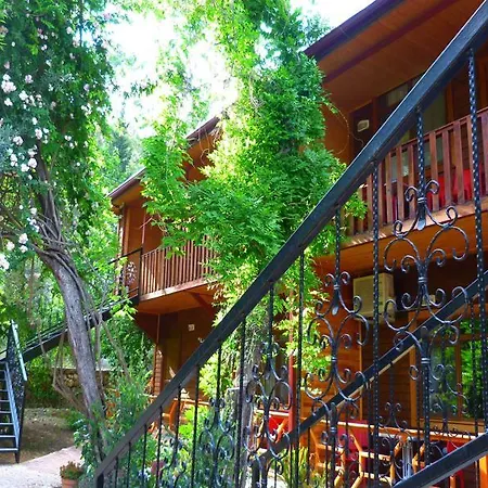 Tatil Evi Simge Çıralı